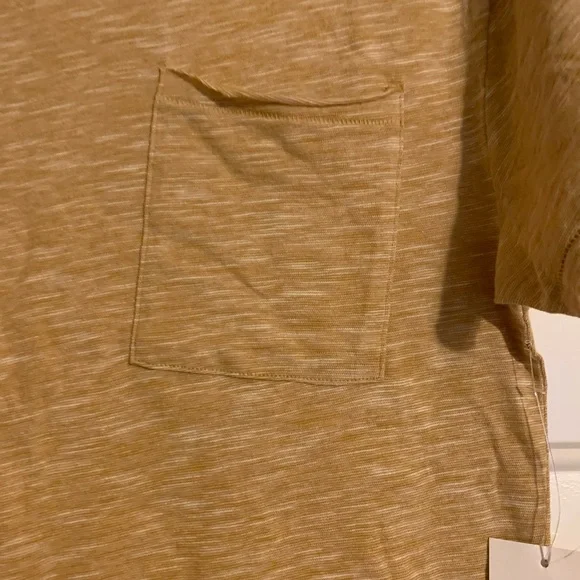 T-shirt - Picture 3 of 5